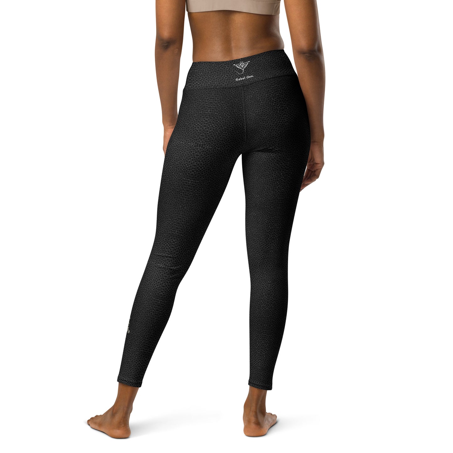 Activewear for women. Black stingray inspired high waisted leggings. 2025 leggings trends