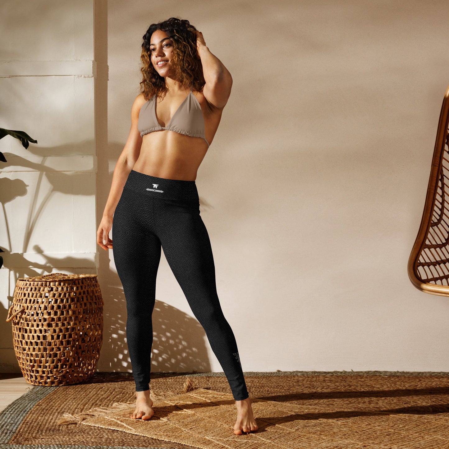 Activewear for women. Black stingray inspired high waisted leggings. 2025 leggings trends