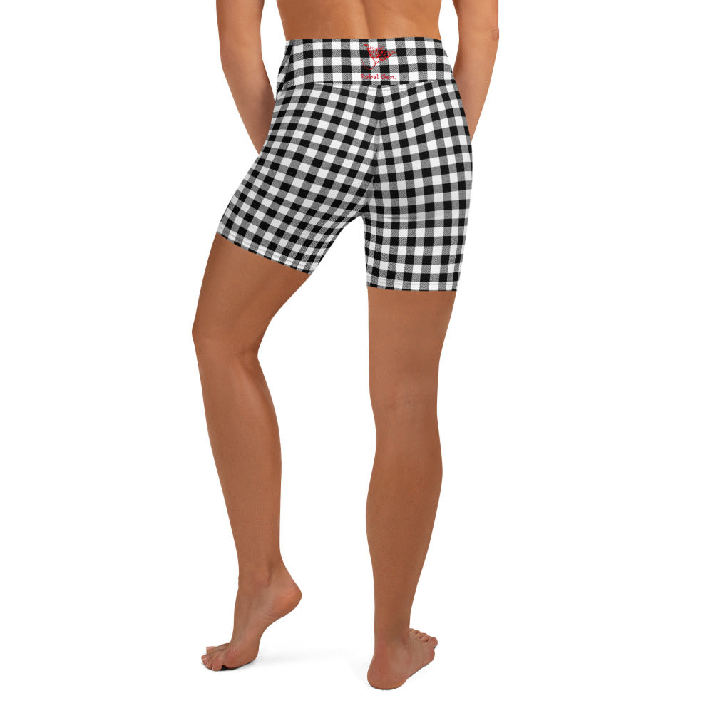 Activewear for women. High Waisted Shorts Gingham Black & White. A tribute to 60s in Limited Editions