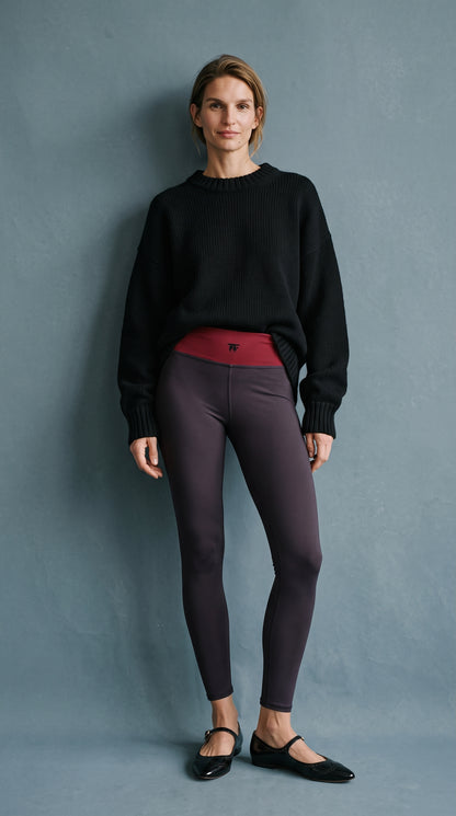 Activewear for women | High Waist Leggings Fig Burgundy & Red Cherry - Limited edition 
