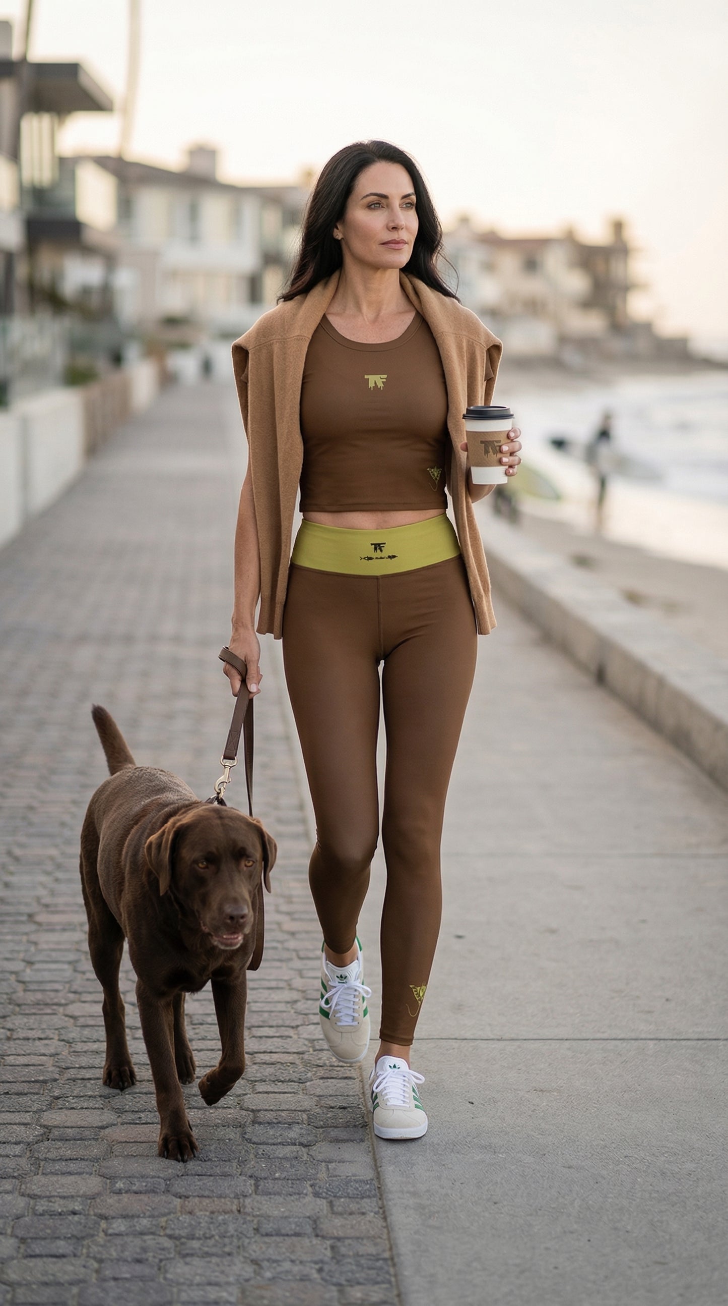 Casual Chic Activewear for women | Yoga Leggings Mocha & Citronella | Limited Edition TheFamous Studio
